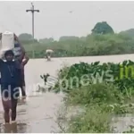 Mirzapur Hundreds of houses submerged in flood