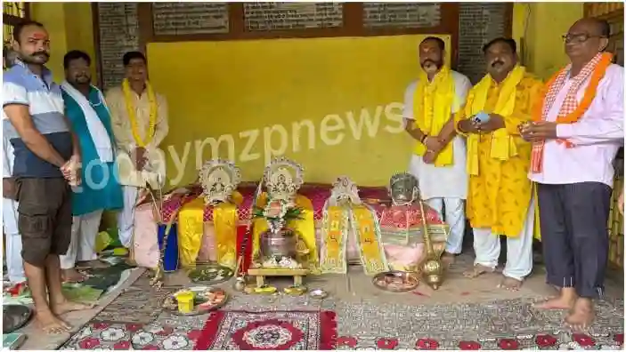 Mirzapur Shri Ramlila Committee crown worship program concluded