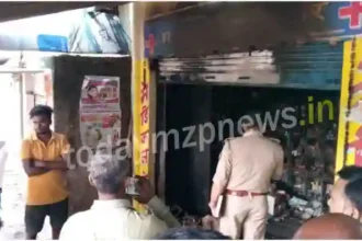 Mirzapur goons set a medical store on fire