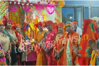 Mirzapur. Ganapati Bappa was installed with great pomp in the old age home