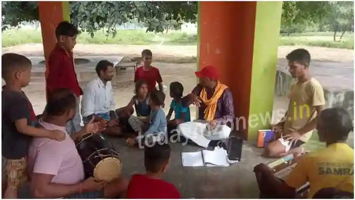 Ramlila of Kolhua village panchayat of Chilh Mirzapur will start from October 3