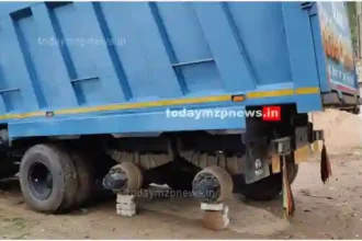 Robertsganj Thieves stole four tyres of a truck parked in front of a house