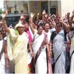 Sonbhadra Asha workers protested over their demands