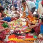 Women are busy preparing for Jitiya fast, crowd gathered in the markets of Mirzapur