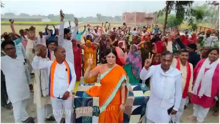 Anupriya Patel visited Majhawan assembly constituency