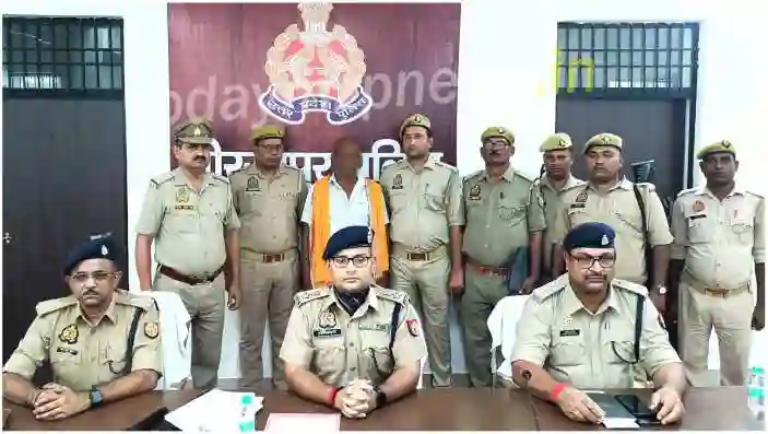 Mirzapur One arrested with illegal drugs worth 20 lakhs