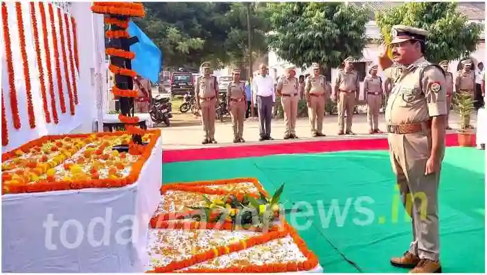 Mirzapur Tribute paid to martyred policemen on Police Memorial Day