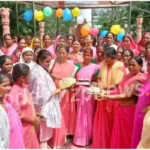 Sonbhadra Anganwadi Joint Front protested by standing under Gandhi statue