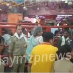 Vindhyachal, an elderly woman was made to sit on the shoulders and given darshan of Maa Vindhyavasini