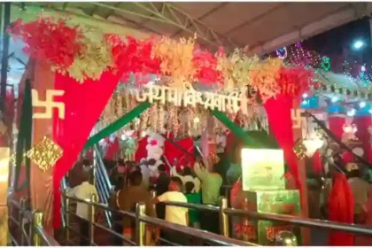 Maa Vindhyavasini temple decorated like a bride