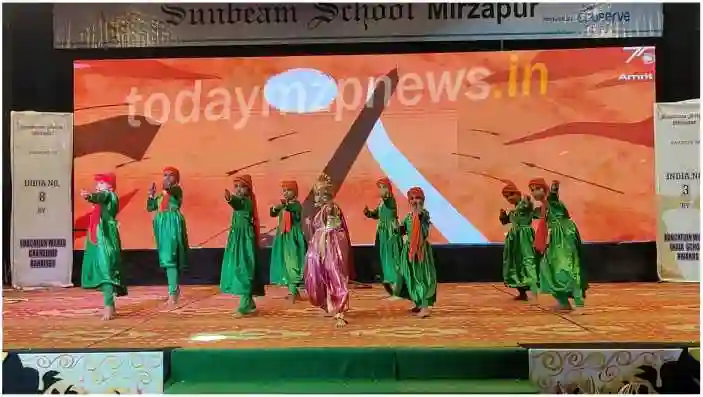 Mirzapur 10th annual function celebrated by Sunbeam School