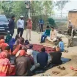 The people of Pakarhat village decided to hang sacks for plastic collection