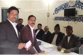 Sonbhadra Only 18 lawyer voters did tender voting