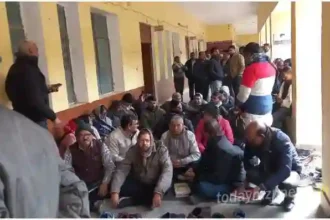 Lekhpals stage protest in Lalganj