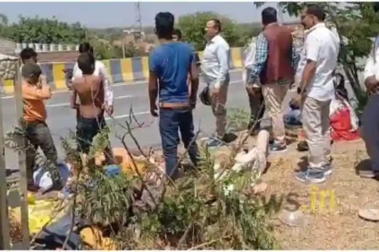 Road accident in Lalganj One woman died
