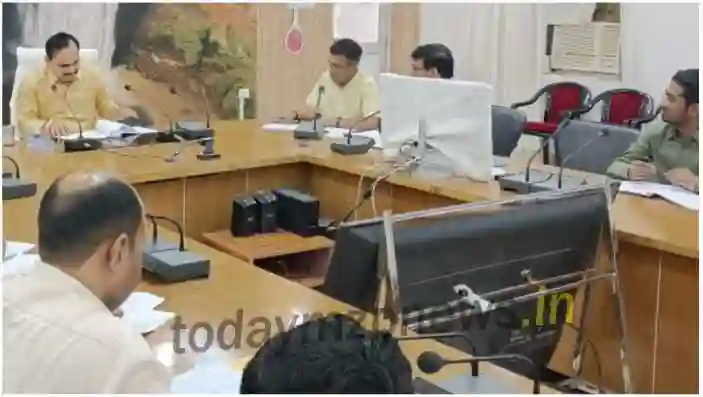Divisional commissioner strong displeasure over slow progress in wheat procurement