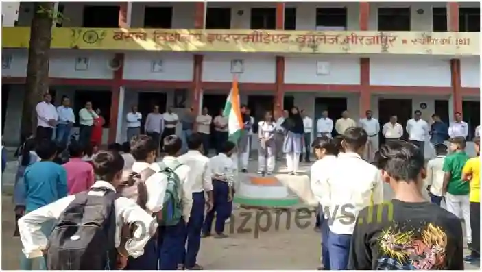 Students of Basant Vidyalaya salute the brave soldiers of Mother India